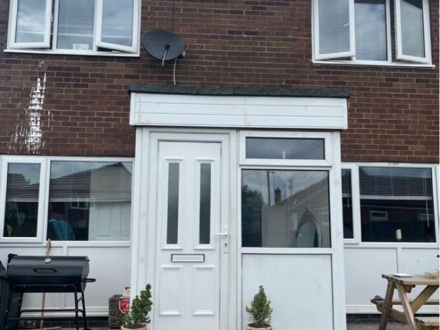 Walpole close, Balby 2 bed terraced house to rent £700 pcm £162 pw
