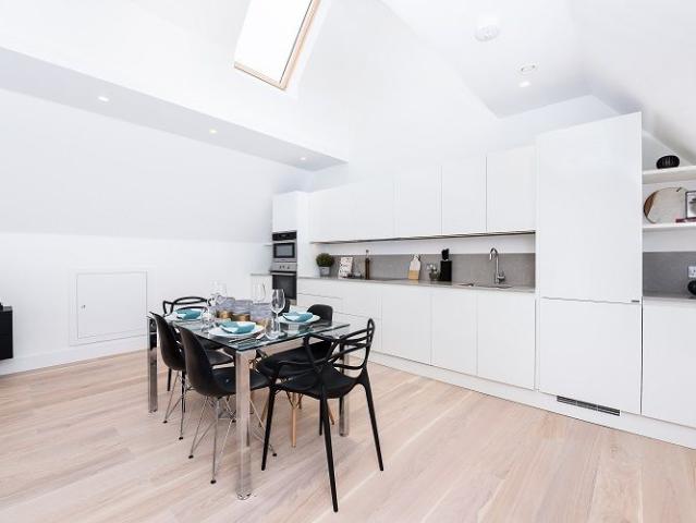 Walpole Park Area, Ealing Broadway Area W5, 2 bed flat to rent, £3,500 pcm | PrimeLocation