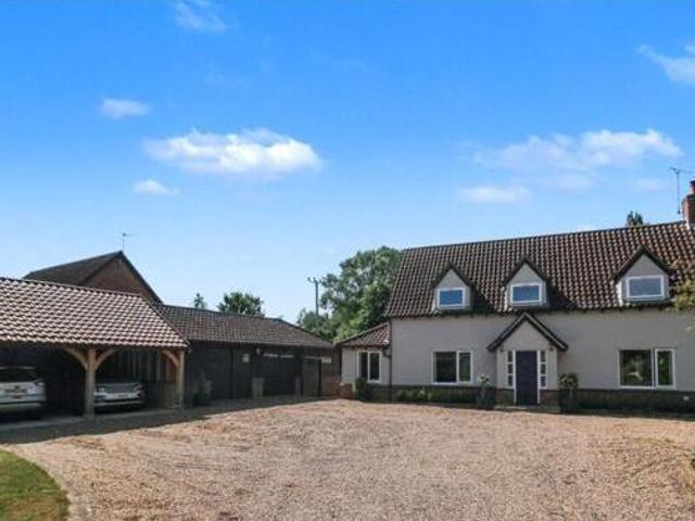 Walpole, Peasenhall Road, Halesworth, 3 Bedroom Detached