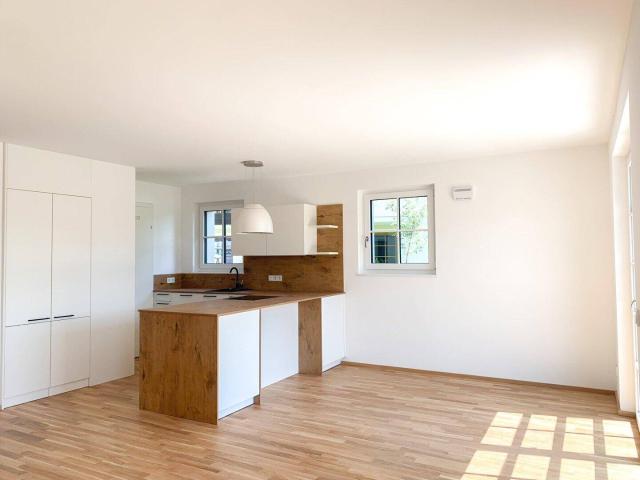 WALS: 4 Zimmer Maisonette
