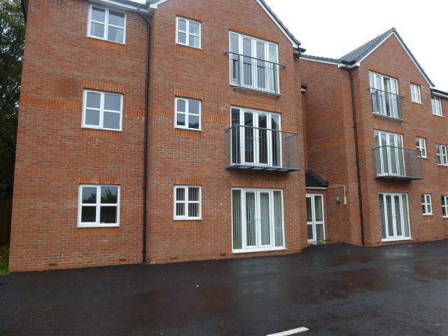 Walsall WS2, 2 bed flat to rent, £875 pcm | PrimeLocation