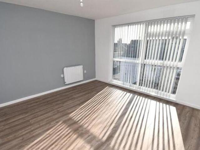 Walsingham Court, Walsingham Road, Studio Flat For