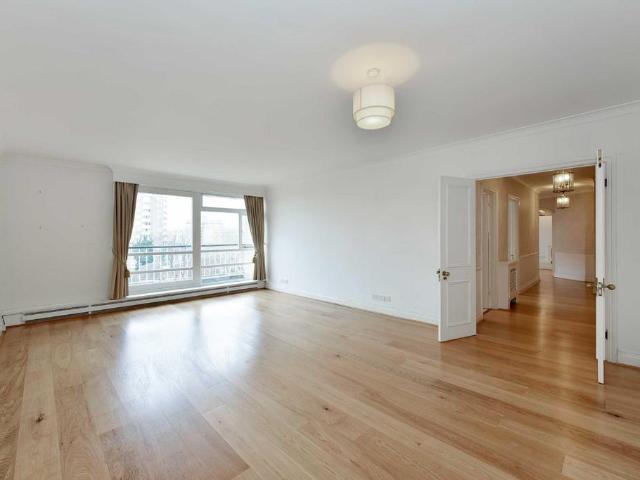 Walsingham, St John's Wood Park, St. 3 bed apartment to rent £4,247 pcm £980 pw