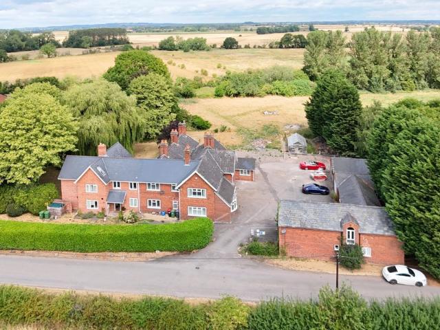 Wappenshall, Telford TF6, 2 bed flat to rent, £1,600 pcm | PrimeLocation