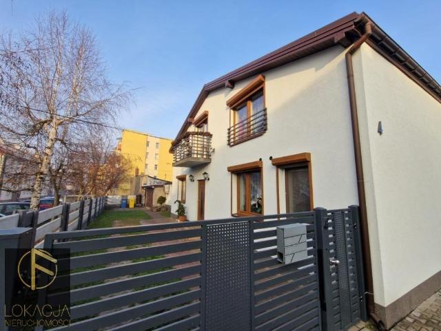 Komfortowy dom 120 m² z garażem, ogrzewaniem podłogowym i fotowoltaiką