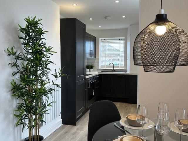Warton Terrace, Newcastle upon Tyne NE6 2 bed flat to rent £1,350 pcm £312 pw