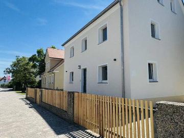 Miete zahlen? Kernsaniertes Haus mit Vermietung & Förderung sich kaufen!