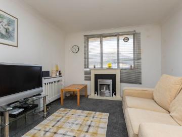 Warwall, London E6 1 bed flat to rent, £1,500 pcm | PrimeLocation