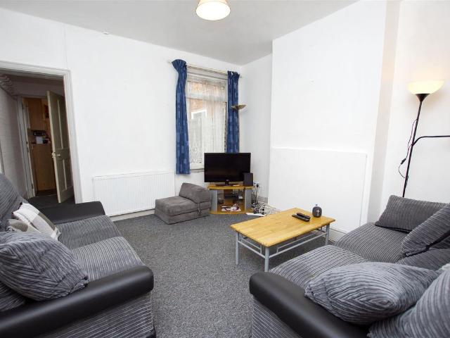 Warwards Lane, Birmingham, West Midlands B29, 3 bed shared accommodation to rent, £481 pcm | PrimeLocation