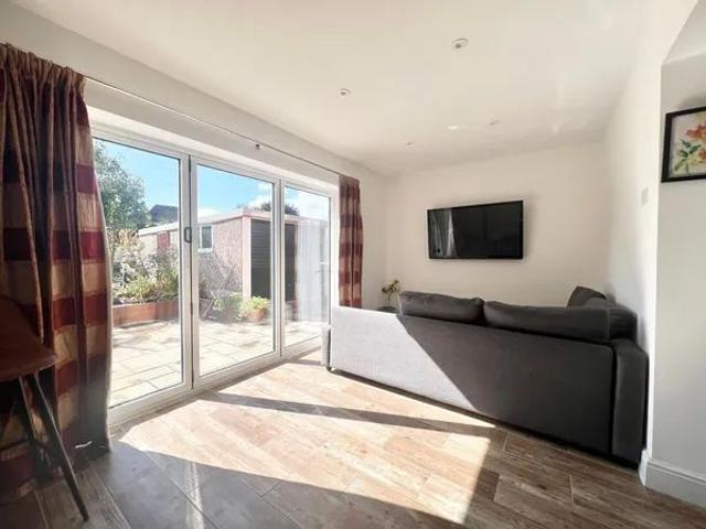 Warwick Avenue, Beeston, NG9, Property for rent