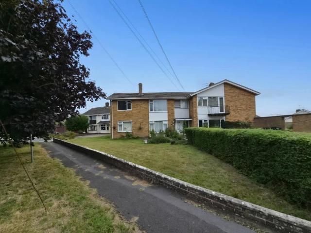Warwick Avenue, Somerset TA6 2 bed apartment to rent £975 pcm £225 pw