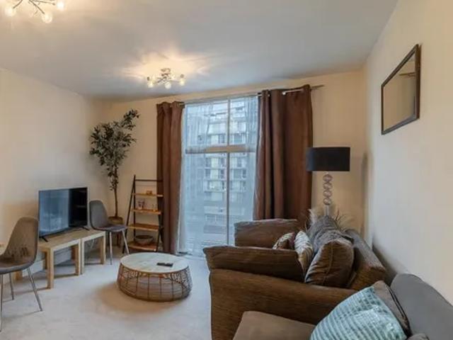 Warwick Building, 366 Queenstown Road, London, SW11 8PJ, United Kingdom | 1 bed apartment for rent #140397164 | Rentberry