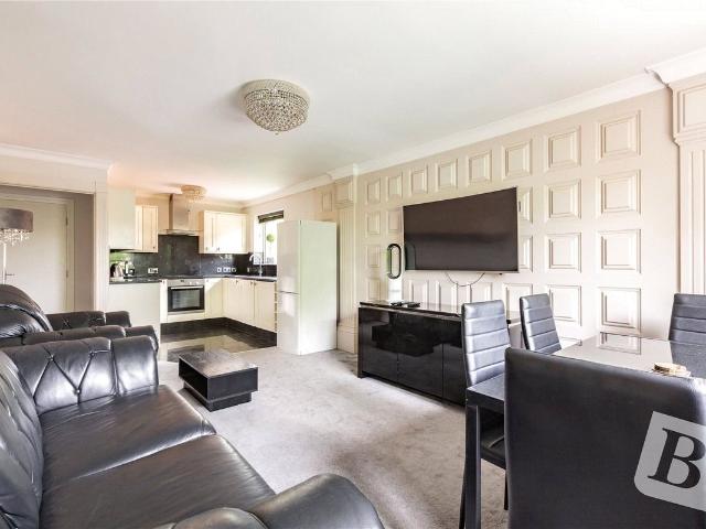 Warwick Close, Hornchurch RM11, 2 bed flat to rent, £1,750 pcm | PrimeLocation