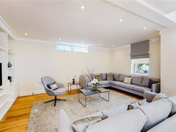 Warwick Gardens, Earls Court W14, 2 bed detached house to rent, £8,229 pcm | PrimeLocation