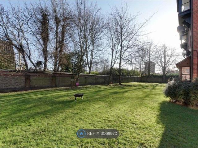 Warwick Gardens, London N4, 1 bed flat to rent, £1,600 pcm | PrimeLocation