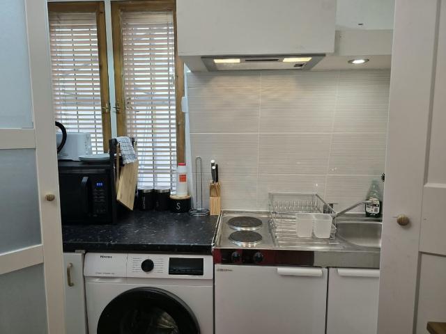 Warwick House Street, Trafalgar Square, London SW1Y, Studio to rent, £2,300 pcm | PrimeLocation