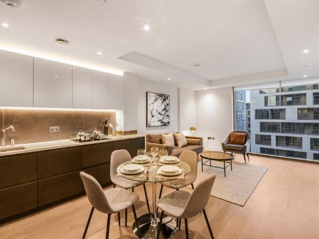 Warwick Lane London W14 1 bed flat to rent £3,250 pcm £750 pw