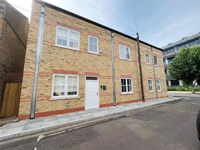 Warwick Place, London, W5 1 bed terraced house to rent £2,950 pcm £681 pw