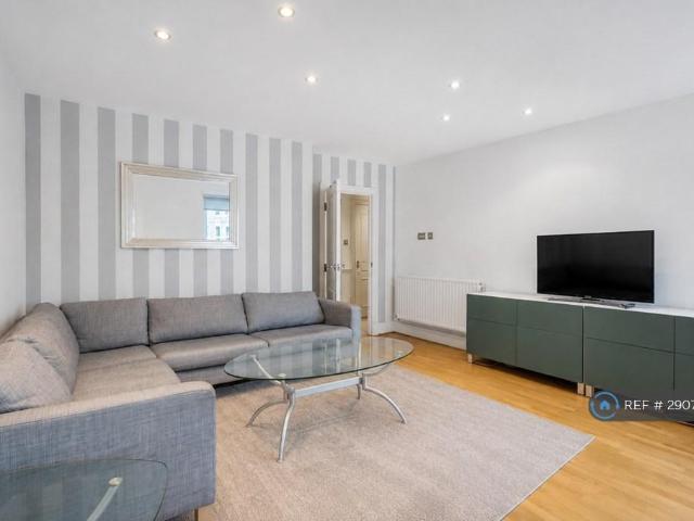 Warwick Road, Kensington, W14 3 bed flat to rent £4,849 pcm £1,119 pw