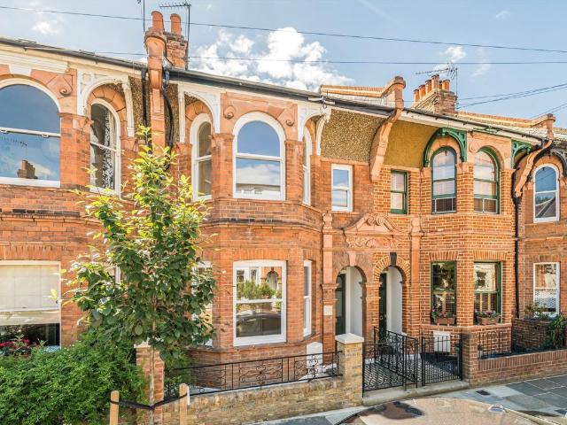Warwick Road, Hampton Wick KT1, 4 bed terraced house to rent, £4,995 pcm | PrimeLocation