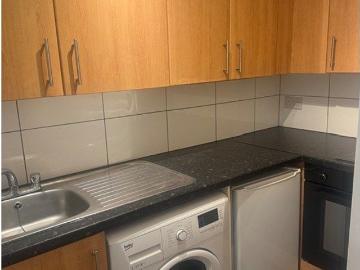 Warwick Road, London N11, Studio to rent, £1,248 pcm | PrimeLocation
