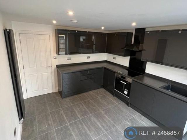 Warwick Road, London, E15 4 bed terraced house to rent £3,850 pcm £888 pw