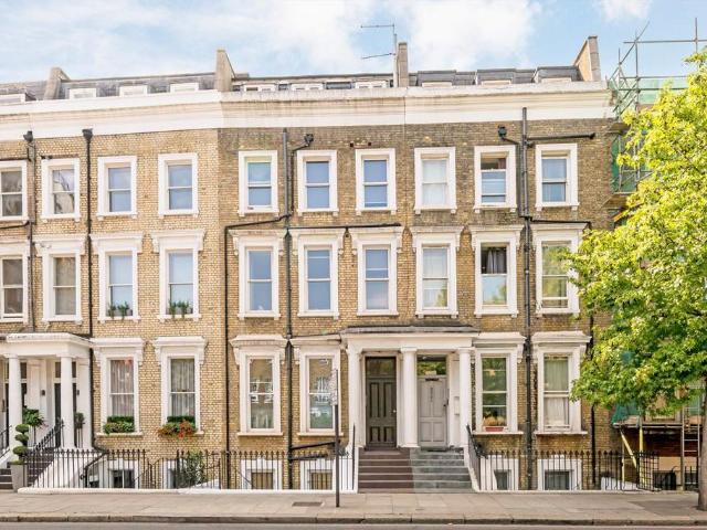 Warwick Road, London SW5 Studio to rent £1,800 pcm £415 pw