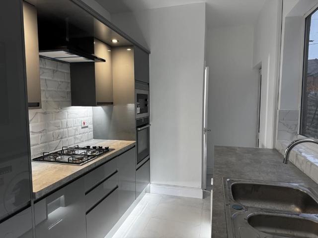 Warwick Road, Tyseley, Birmingham B11, 3 bed terraced house to rent, £1,375 pcm | PrimeLocation