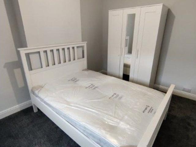 Warwick St, Nottingham NG7, 4 bed semi detached house to rent, £450 pcm | PrimeLocation