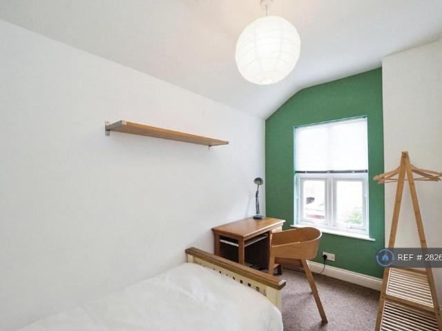 Warwick St, Leicester, LE3 1 bed in a house share to rent £430 pcm £99 pw