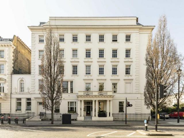 Warwick Square, London SW1V 1 bed flat to rent £3,250 pcm £750 pw