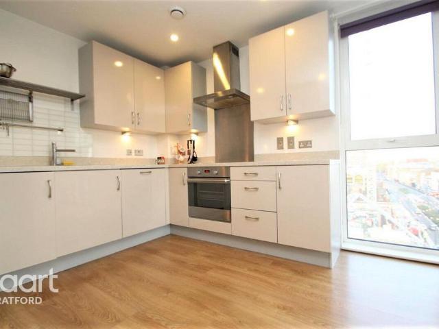 Ward Road, London 2 bed flat to rent £2,300 pcm £531 pw