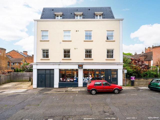 Ward Street, Guildford GU1, 1 bed flat to rent, £1,750 pcm | PrimeLocation