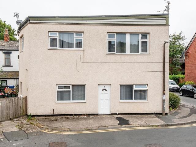Ward Street, Lostock Hall PR5, 2 bed flat to rent, £725 pcm | PrimeLocation