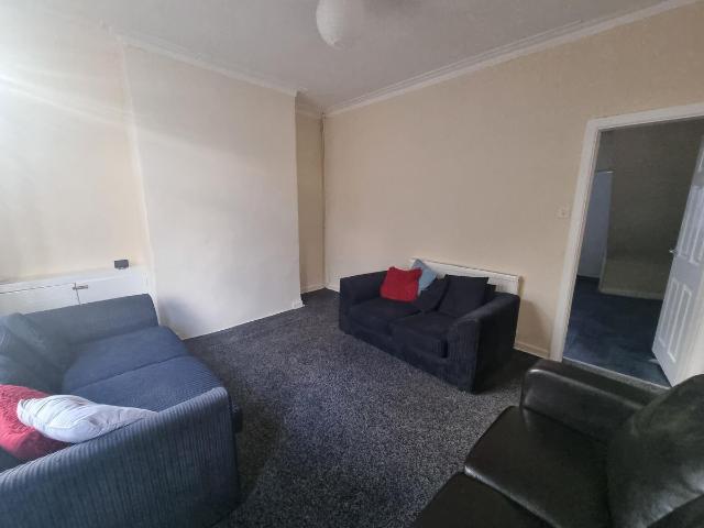 Ward Street, Manchester M40, 2 bed terraced house to rent, £1,050 pcm | PrimeLocation