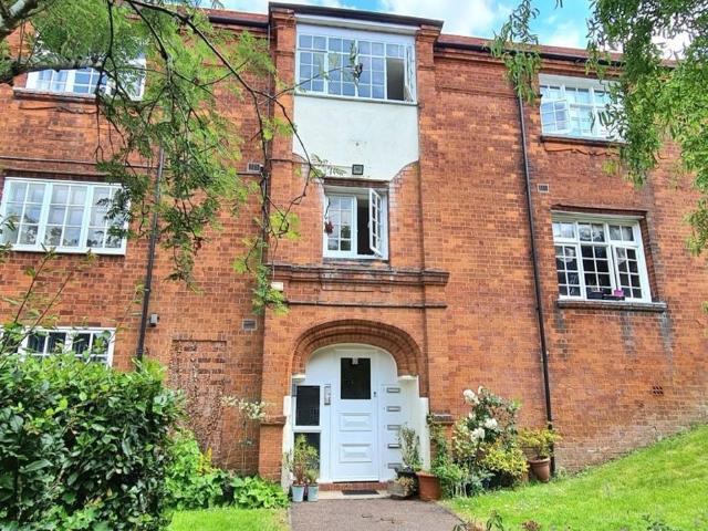 Wardens Lodge, Daventry, Northants NN11, 1 bed flat to rent, £785 pcm | PrimeLocation