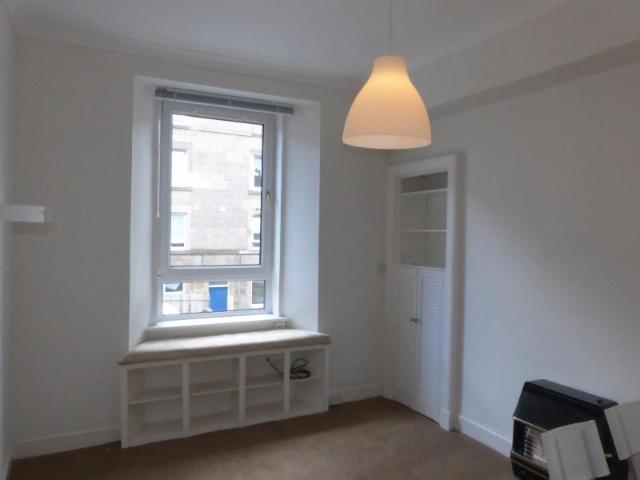 Wardlaw Place, Edinburgh EH11 1 bed flat to rent £950 pcm £219 pw