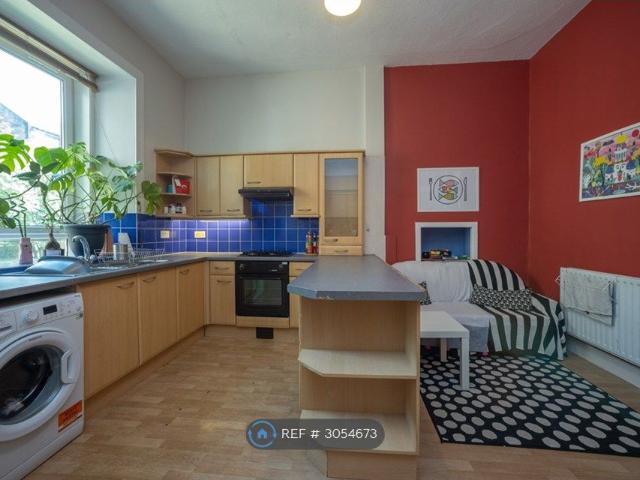 Wardlaw Place, Edinburgh EH11, 2 bed flat to rent, £1,399 pcm | PrimeLocation
