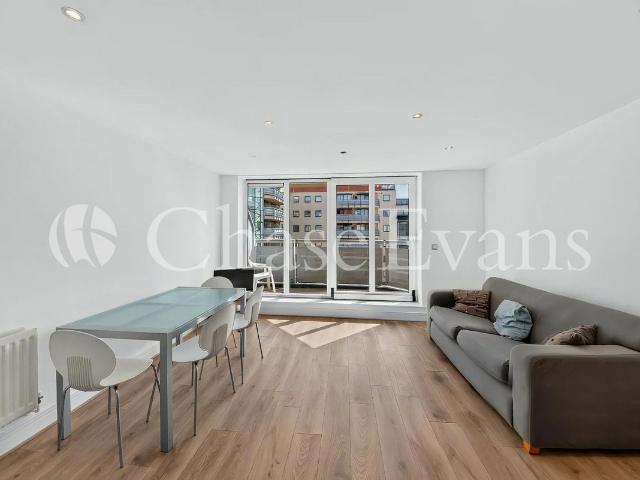 Wards Wharf Approach, Docklands, London E16, 2 bed flat to rent, £2,188 pcm | PrimeLocation