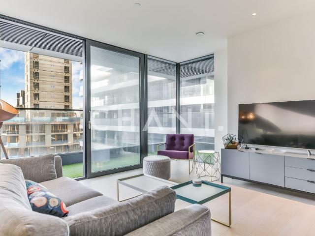 Wards Place, Tower Hamlets, London E14, 2 bed flat to rent, £4,000 pcm | PrimeLocation