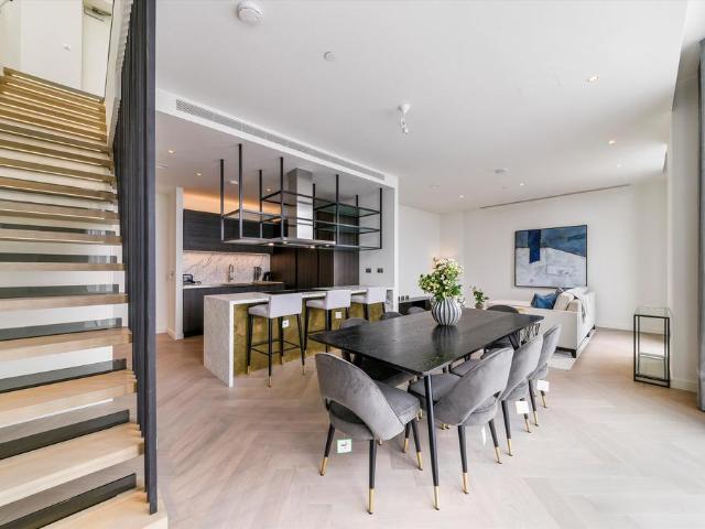 Wards Place, London, E14 3 bed flat to rent £9,997 pcm £2,307 pw