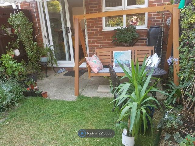 Ware Point Drive, London SE28, 1 bed terraced house to rent, £850 pcm | PrimeLocation
