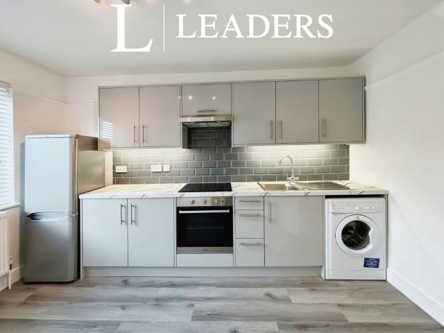 Ware Road, EN11 1 bed flat to rent £1,200 pcm £277 pw
