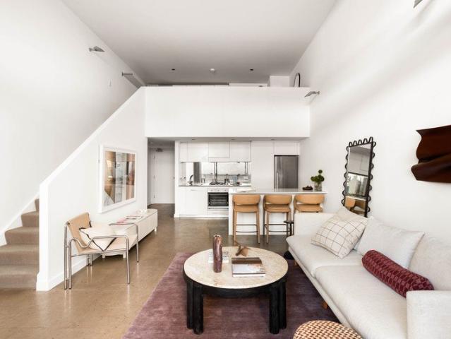 Warehouse conversion with cosmopolitan feel