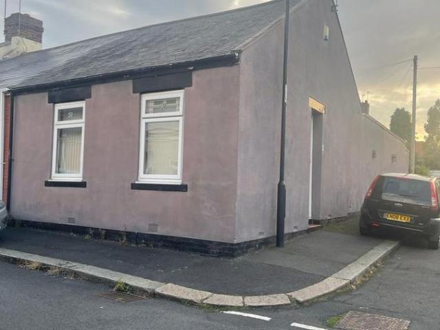 Warennes Street, Sunderland SR4, 3 bed end terrace house to rent, £695 pcm | PrimeLocation
