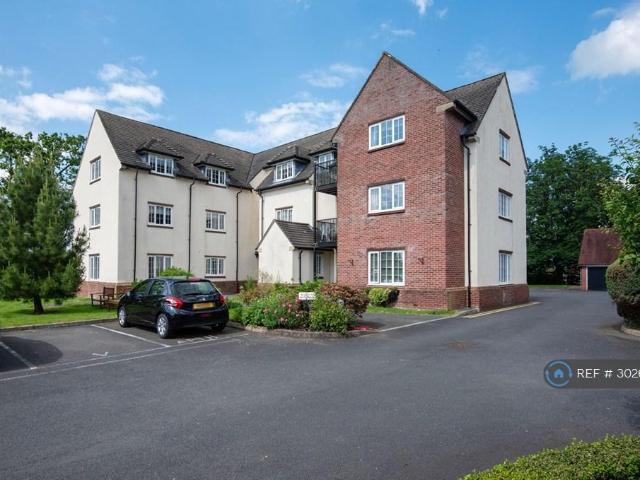 Warford Park, Knutsford, WA16 2 bed flat to rent £1,350 pcm £312 pw