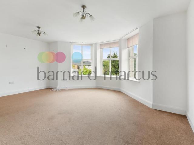 Warham Road, South Croydon 2 bed retirement property to rent £1,350 pcm £312 pw