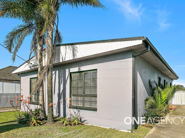 Warilla 2/69 Lake Entrance Road
