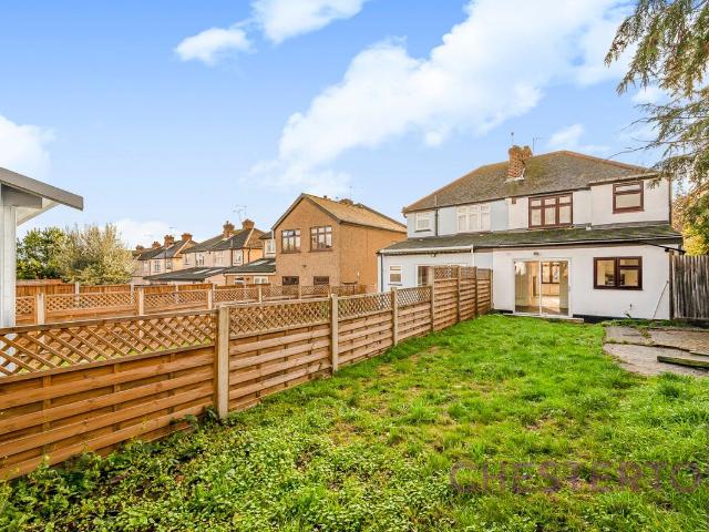 Warland Road, Woolwich SE18, 3 bed semi detached house to rent, £2,750 pcm | PrimeLocation