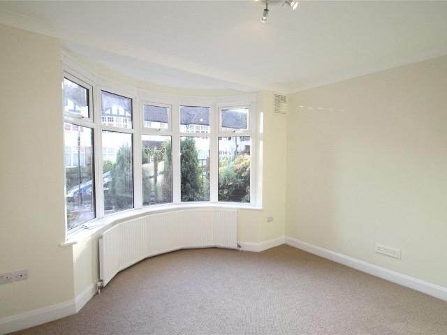 Warlters Close, Holloway, London N7, 1 bed maisonette to rent, £1,950 pcm | PrimeLocation